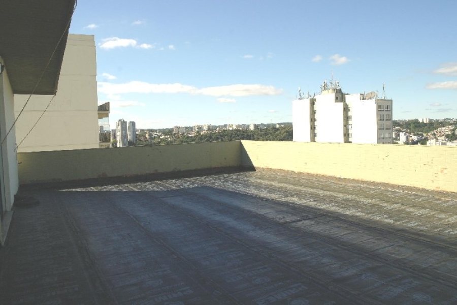 Sala com 127m², no bairro Centro em Caxias do Sul para Comprar