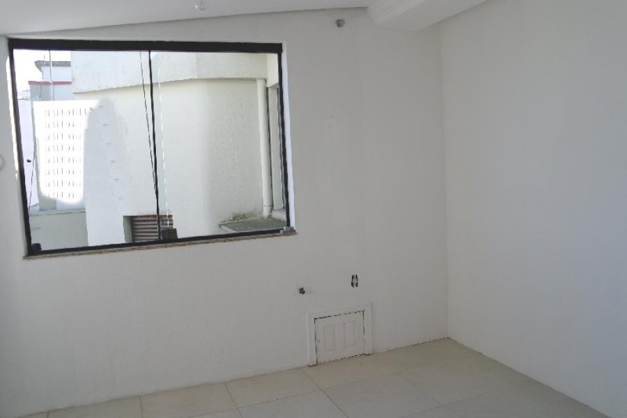 Sala com 127m², no bairro Centro em Caxias do Sul para Comprar