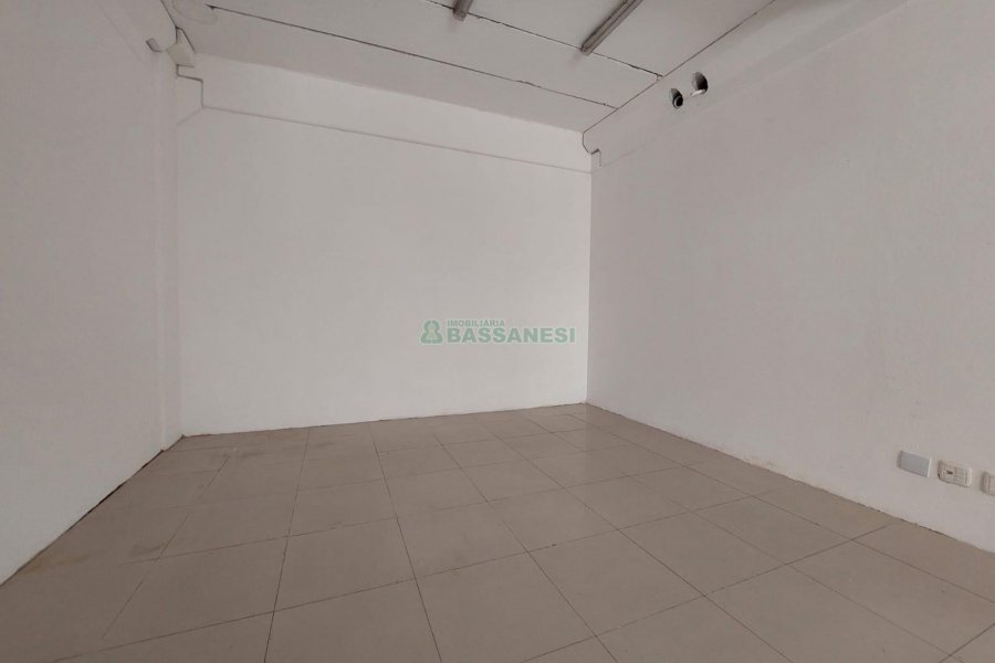 Loja com 158m², no bairro Centro em Caxias do Sul para Alugar