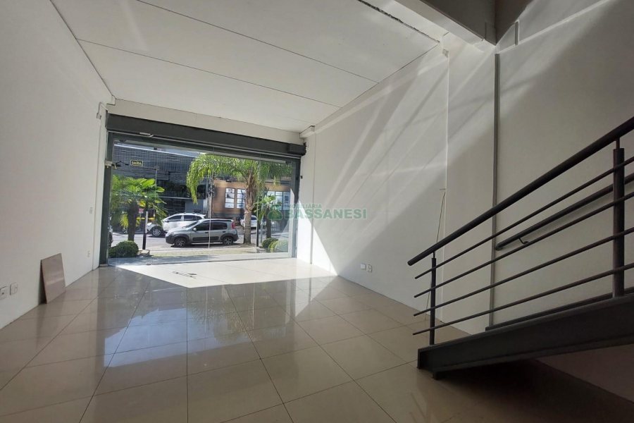 Loja com 158m², no bairro Centro em Caxias do Sul para Alugar