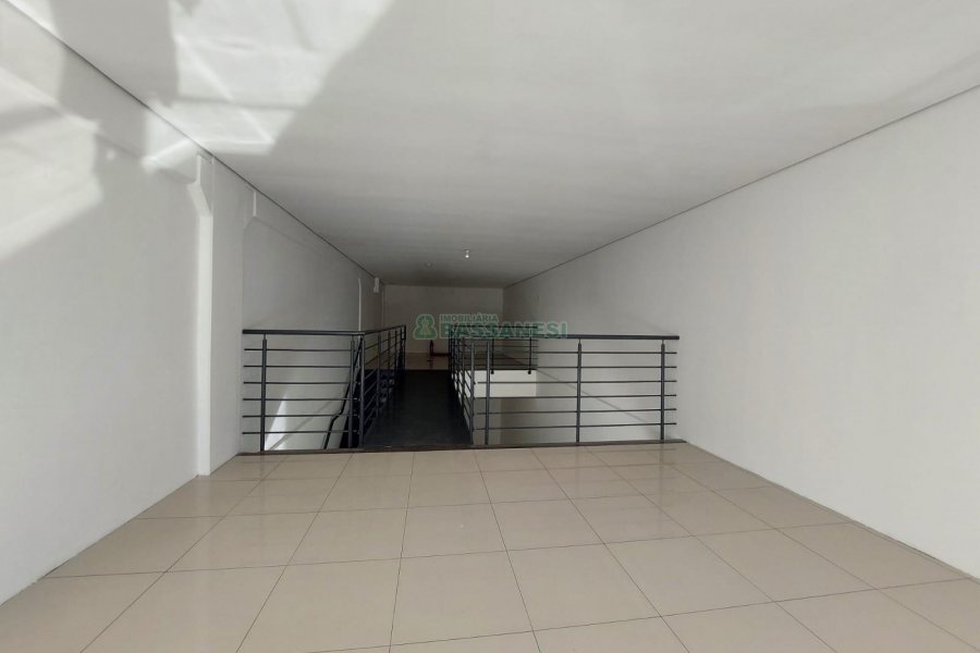 Loja com 158m², no bairro Centro em Caxias do Sul para Alugar