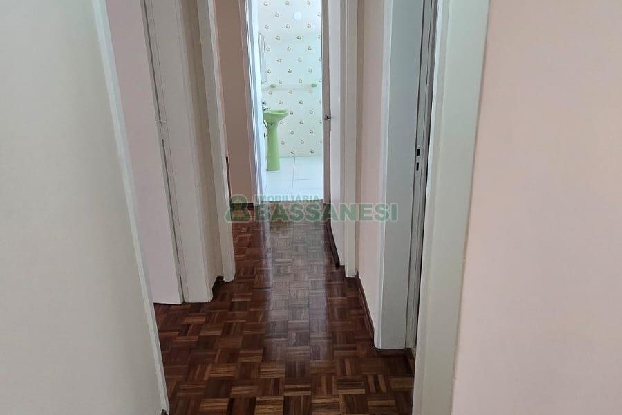 Apartamento com 177m², 4 dormitórios, 1 vaga, no bairro Lourdes em Caxias do Sul para Comprar