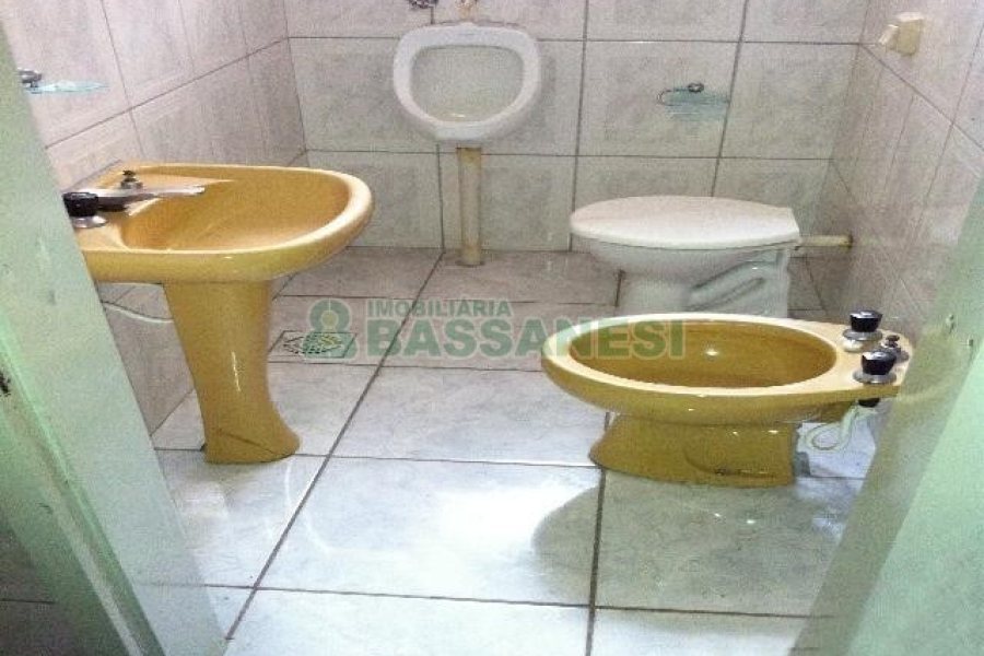 Loja com 180m², no bairro Lourdes em Caxias do Sul para Alugar