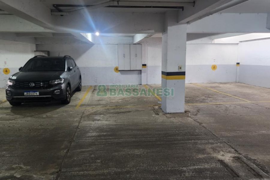 Apartamento com 57m², 1 dormitório, 1 vaga, no bairro Centro em Caxias do Sul para Alugar
