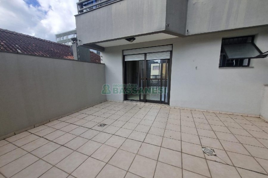 Apartamento com 55m², 1 dormitório, no bairro Centro em Caxias do Sul para Alugar