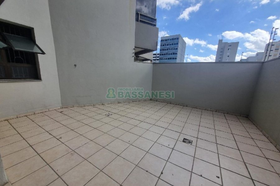 Apartamento com 55m², 1 dormitório, no bairro Centro em Caxias do Sul para Alugar