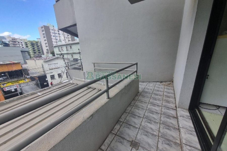 Apartamento com 55m², 1 dormitório, no bairro Centro em Caxias do Sul para Alugar