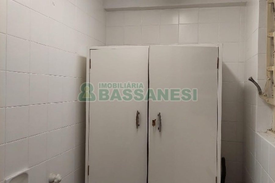 Apartamento com 112m², 2 dormitórios, 1 vaga, no bairro Centro em Caxias do Sul para Comprar