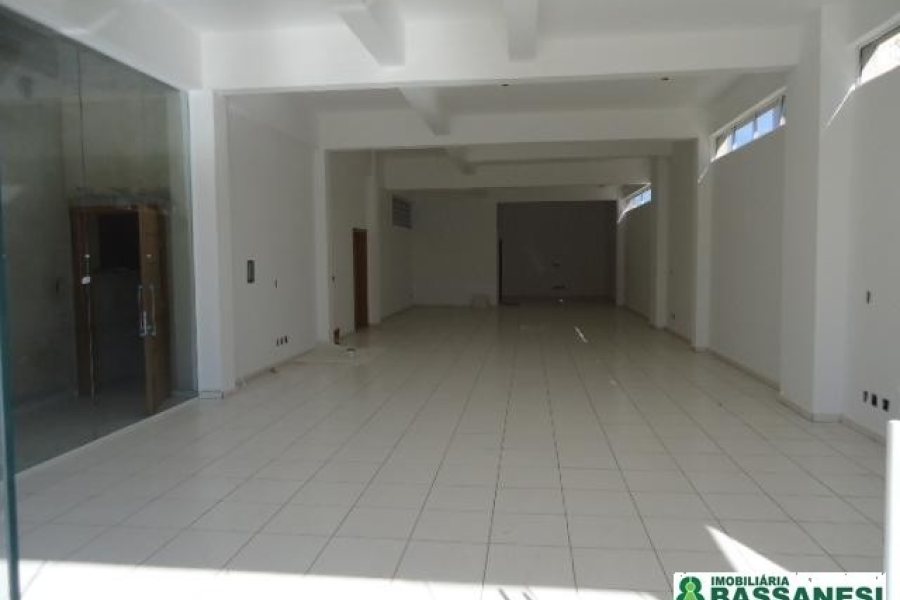 Loja com 170m², no bairro Santa Catarina em Caxias do Sul para Alugar