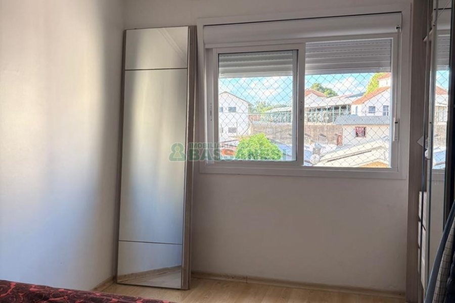 Apartamento com 61m², 2 dormitórios, 1 vaga, no bairro Medianeira em Caxias do Sul para Comprar