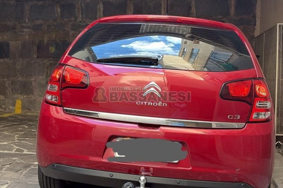 Apartamento com 61m², 2 dormitórios, 1 vaga, no bairro Medianeira em Caxias do Sul para Comprar