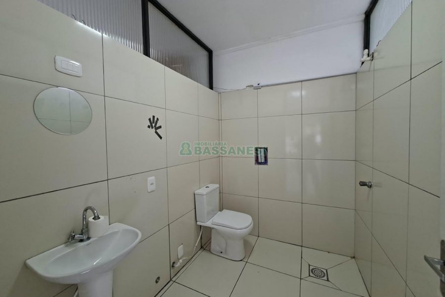 Loja com 153m², no bairro Lourdes em Caxias do Sul para Alugar