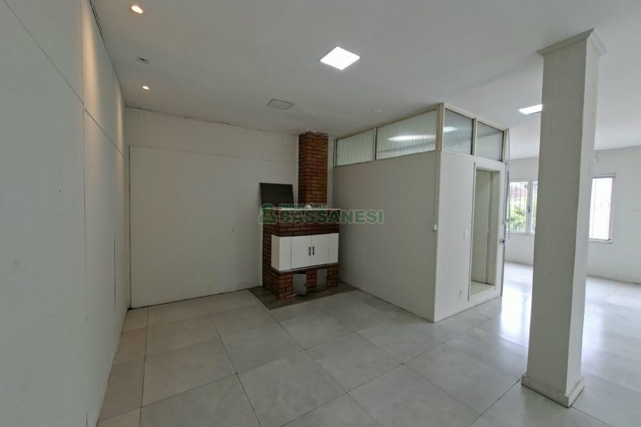 Loja com 153m², no bairro Lourdes em Caxias do Sul para Alugar