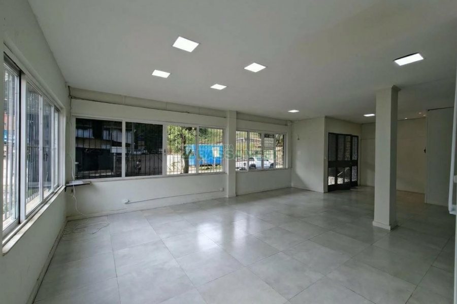 Loja com 153m², no bairro Lourdes em Caxias do Sul para Alugar