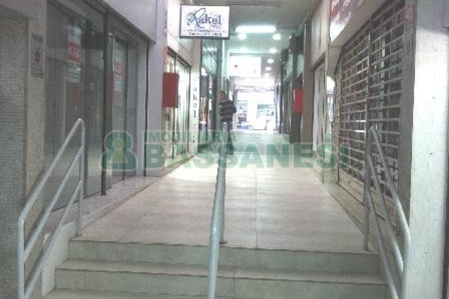 Loja com 20m², no bairro Centro em Caxias do Sul para Alugar