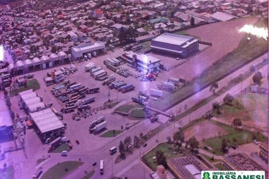 Sala com 15m², no bairro Santa Fé em Caxias do Sul para Alugar