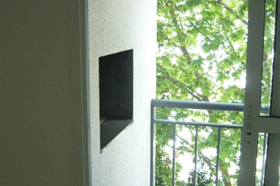 Apartamento com 82m², 3 dormitórios, 3 vagas, no bairro Vinhedos em Caxias do Sul para Comprar
