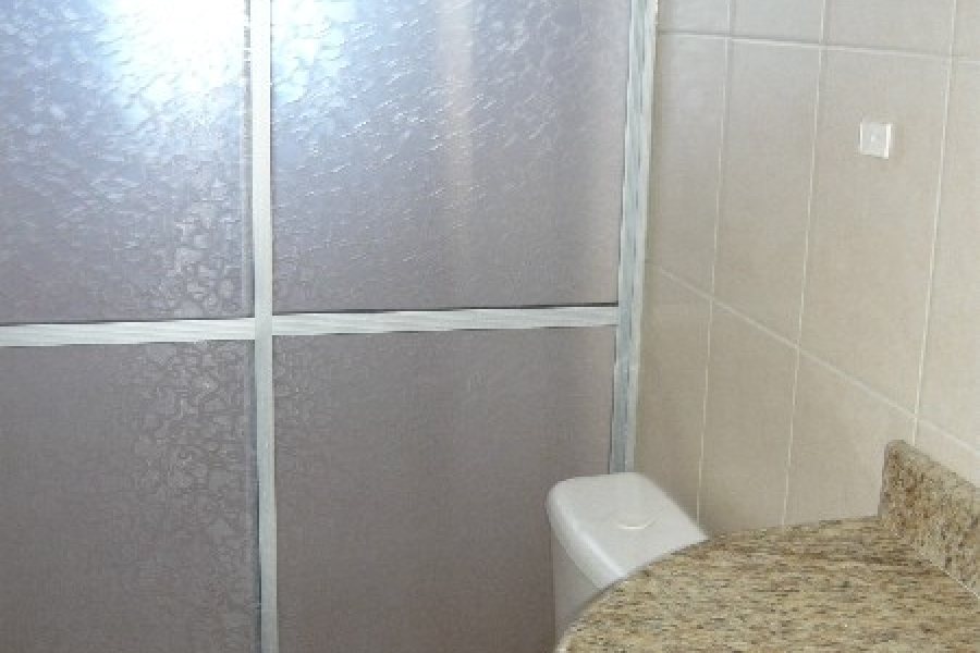 Apartamento com 82m², 3 dormitórios, 3 vagas, no bairro Vinhedos em Caxias do Sul para Comprar