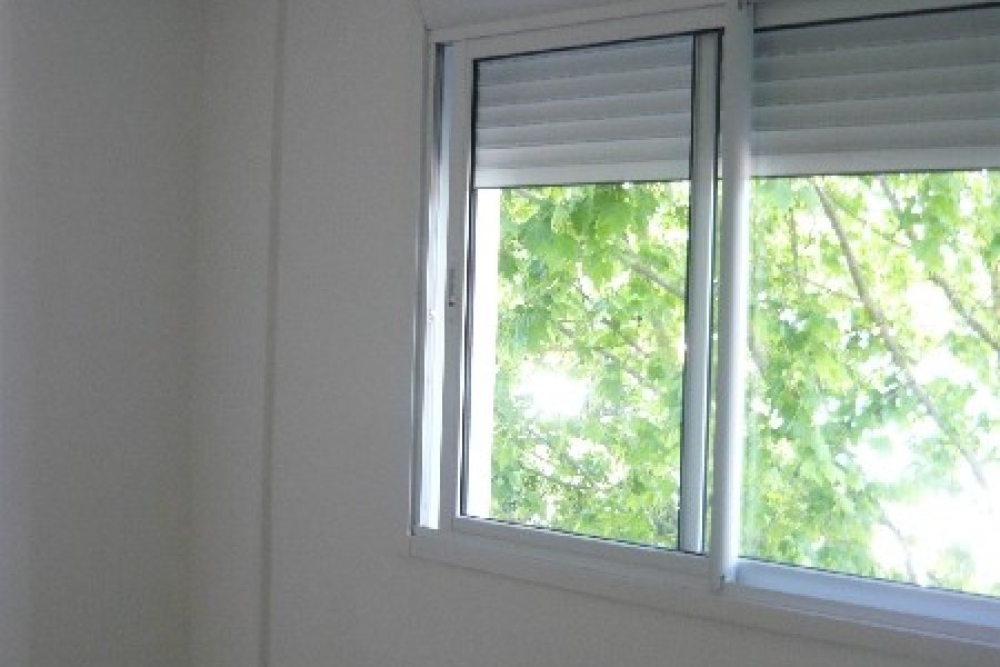 Apartamento com 82m², 3 dormitórios, 3 vagas, no bairro Vinhedos em Caxias do Sul para Comprar