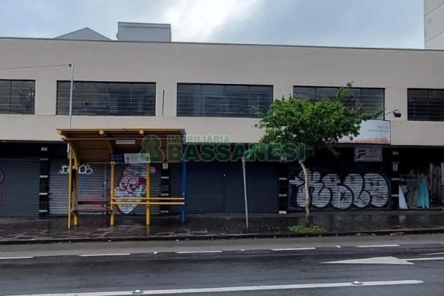 Loja com 130m², no bairro Lourdes em Caxias do Sul para Alugar
