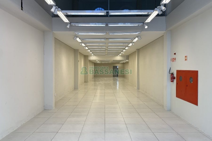 Loja com 480m², no bairro Centro em Caxias do Sul para Alugar