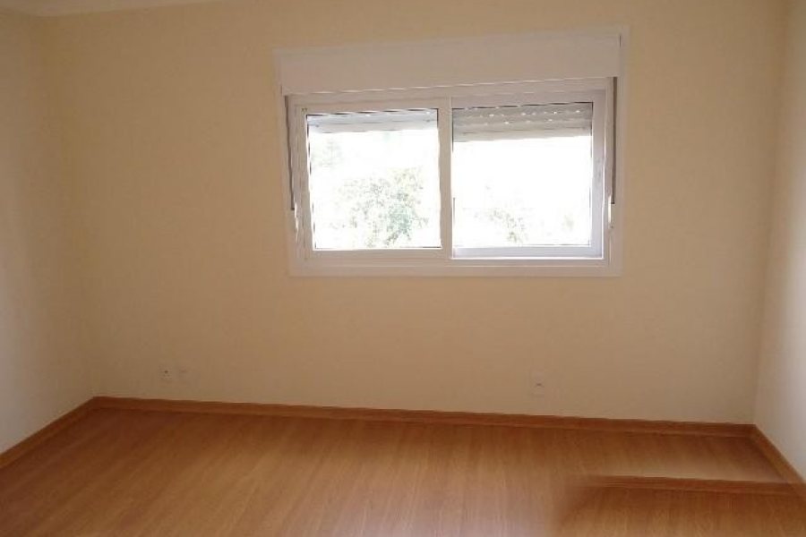 Apartamento com 74m², 2 dormitórios, 2 vagas, no bairro Madureira em Caxias do Sul para Alugar