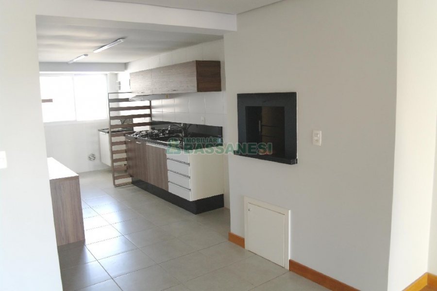 Apartamento com 114m², 3 dormitórios, 2 vagas, no bairro São Pelegrino em Caxias do Sul para Comprar