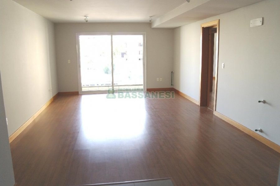 Apartamento com 114m², 3 dormitórios, 2 vagas, no bairro São Pelegrino em Caxias do Sul para Comprar