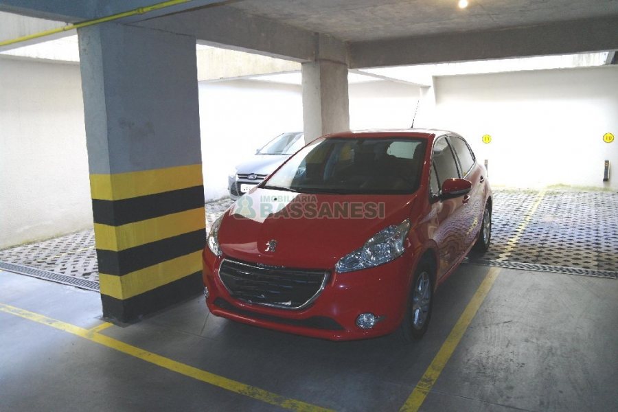 Apartamento com 114m², 3 dormitórios, 2 vagas, no bairro São Pelegrino em Caxias do Sul para Comprar