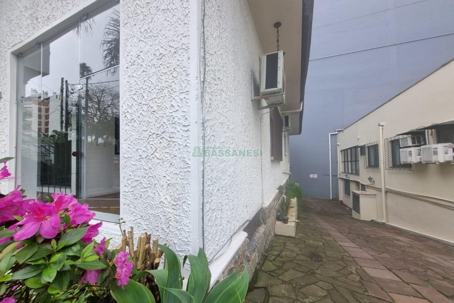 Casa Comercial com 142m², no bairro São Pelegrino em Caxias do Sul para Alugar