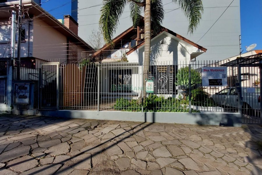 Casa Comercial com 90m², no bairro São Pelegrino em Caxias do Sul para Alugar