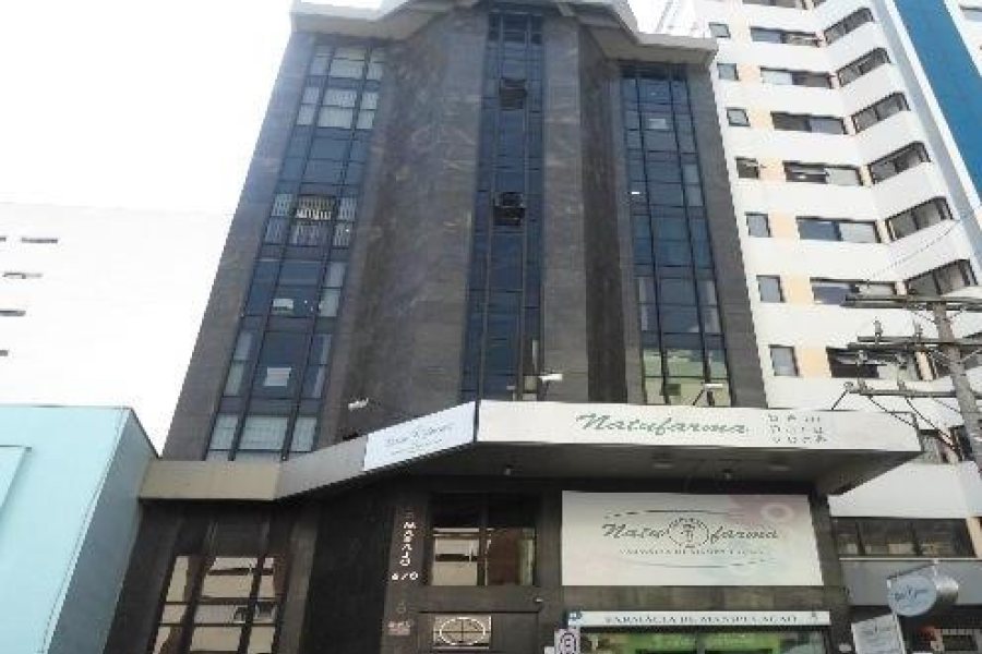 Sala com 44m², no bairro Centro em Caxias do Sul para Alugar