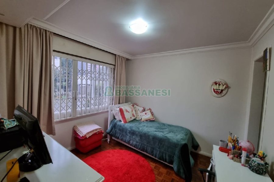 Apartamento com 110m², 2 dormitórios, 2 vagas, no bairro Centro em Caxias do Sul para Comprar