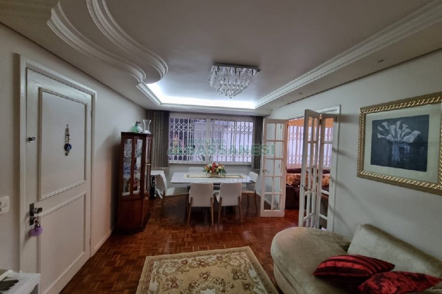 Apartamento com 110m², 2 dormitórios, 2 vagas, no bairro Centro em Caxias do Sul para Comprar
