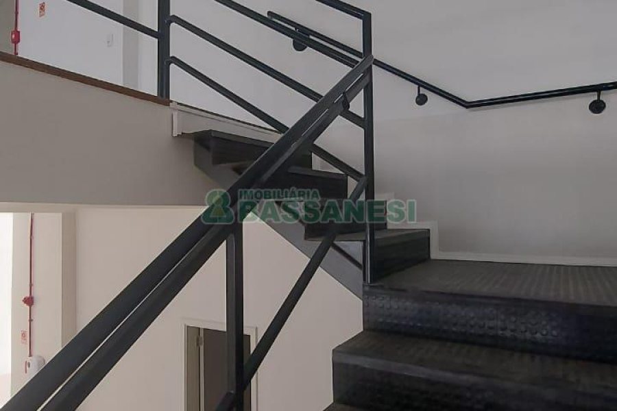 Loja com 240m², no bairro Centro em Caxias do Sul para Alugar