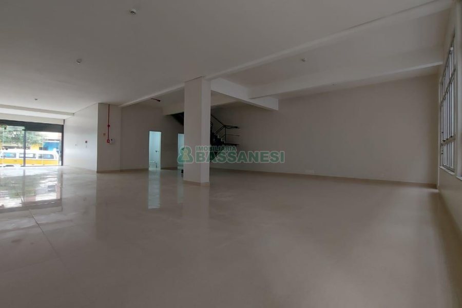 Loja com 240m², no bairro Centro em Caxias do Sul para Alugar