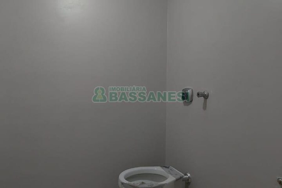 Loja com 240m², no bairro Centro em Caxias do Sul para Alugar