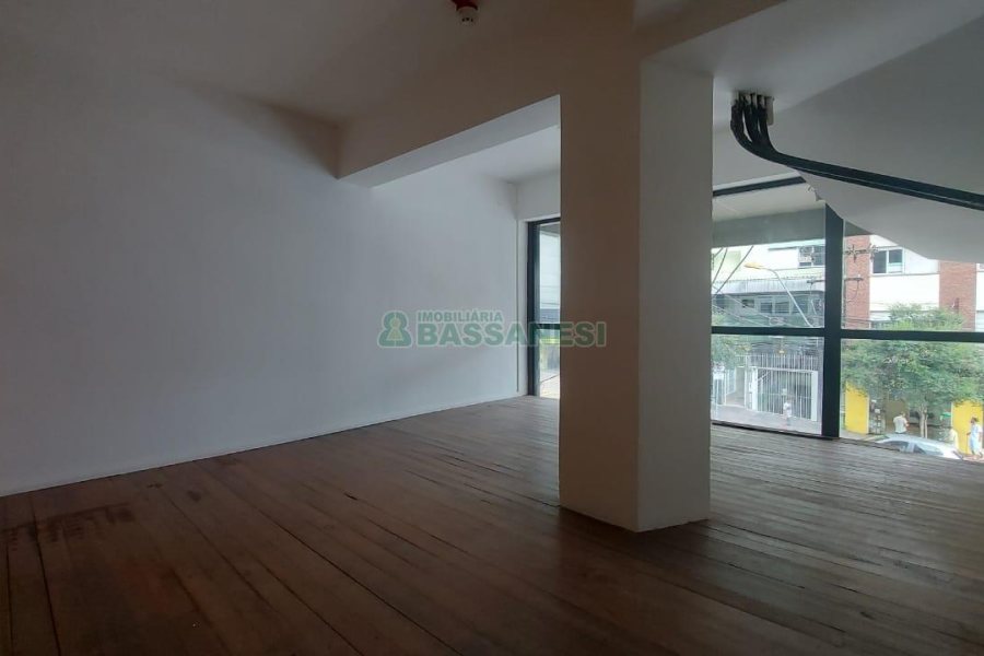 Loja com 240m², no bairro Centro em Caxias do Sul para Alugar
