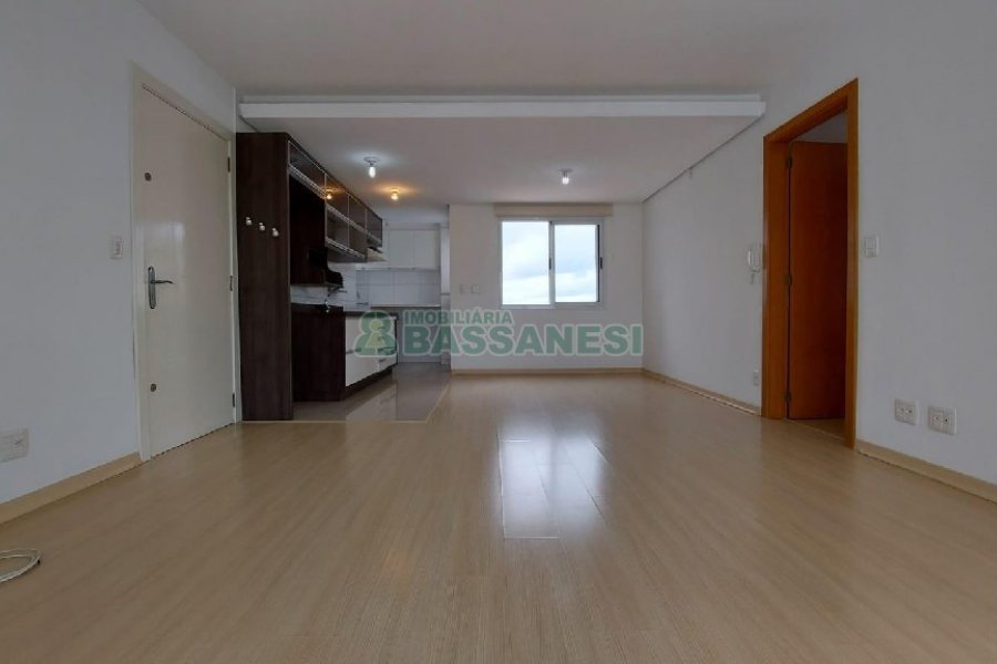 Apartamento com 90m², 3 dormitórios, 2 vagas, no bairro Sagrada Família em Caxias do Sul para Alugar