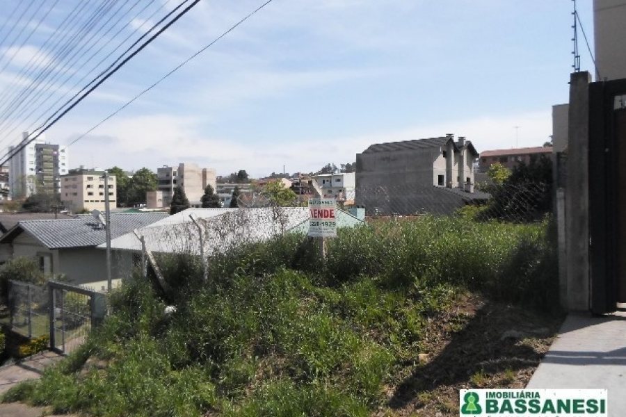 Terreno, no bairro Jardim Itália em Caxias do Sul para Comprar