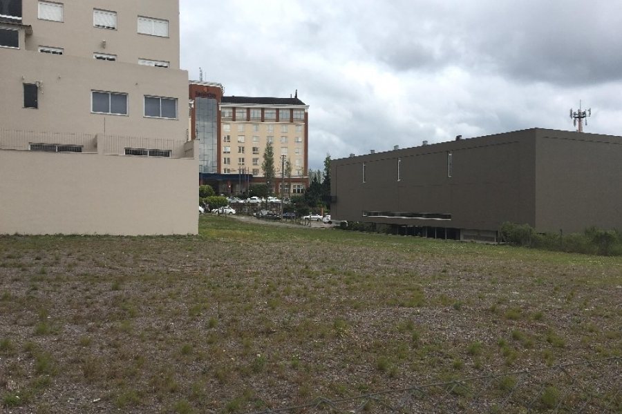 Loja com 690m², no bairro Villagio Iguatemi em Caxias do Sul para Alugar