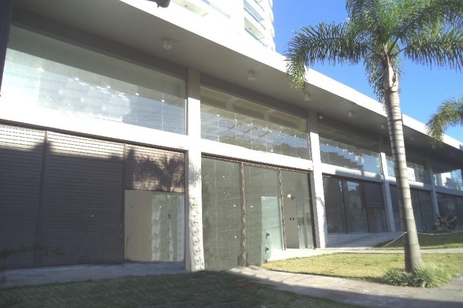 Loja com 312m², no bairro Pio X em Caxias do Sul para Alugar