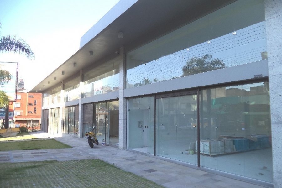 Loja com 312m², no bairro Pio X em Caxias do Sul para Alugar