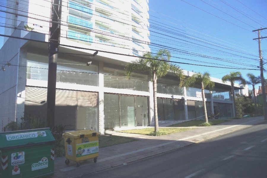 Loja com 312m², no bairro Pio X em Caxias do Sul para Alugar