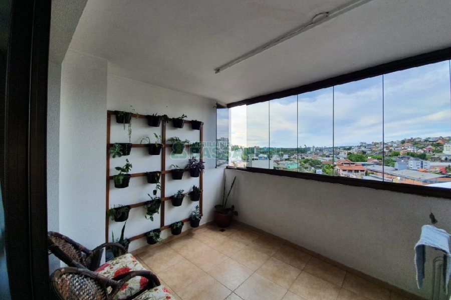 Apartamento com 156m², 3 dormitórios, 3 vagas, no bairro Sanvitto em Caxias do Sul para Alugar ou Comprar