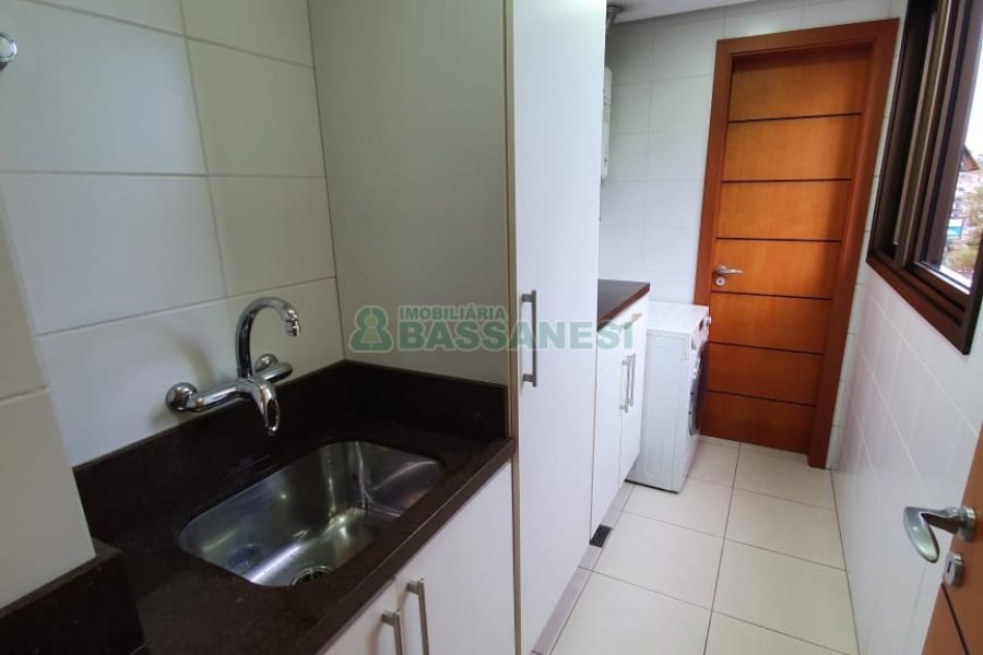 Apartamento com 156m², 3 dormitórios, 3 vagas, no bairro Sanvitto em Caxias do Sul para Alugar ou Comprar