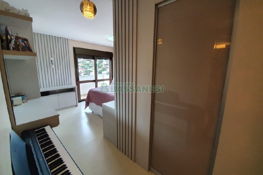 Apartamento com 156m², 3 dormitórios, 3 vagas, no bairro Sanvitto em Caxias do Sul para Alugar ou Comprar