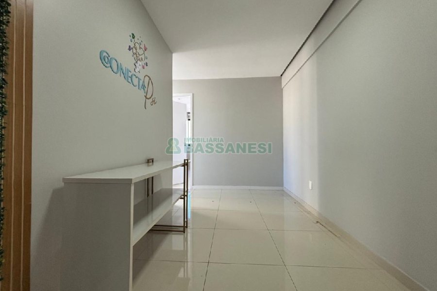 Sala com 60m², 1 vaga, no bairro Centro em Caxias do Sul para Comprar