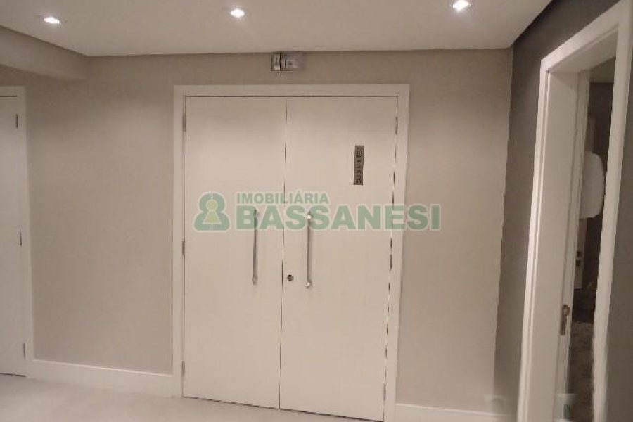 Sala com 60m², 1 vaga, no bairro Centro em Caxias do Sul para Comprar