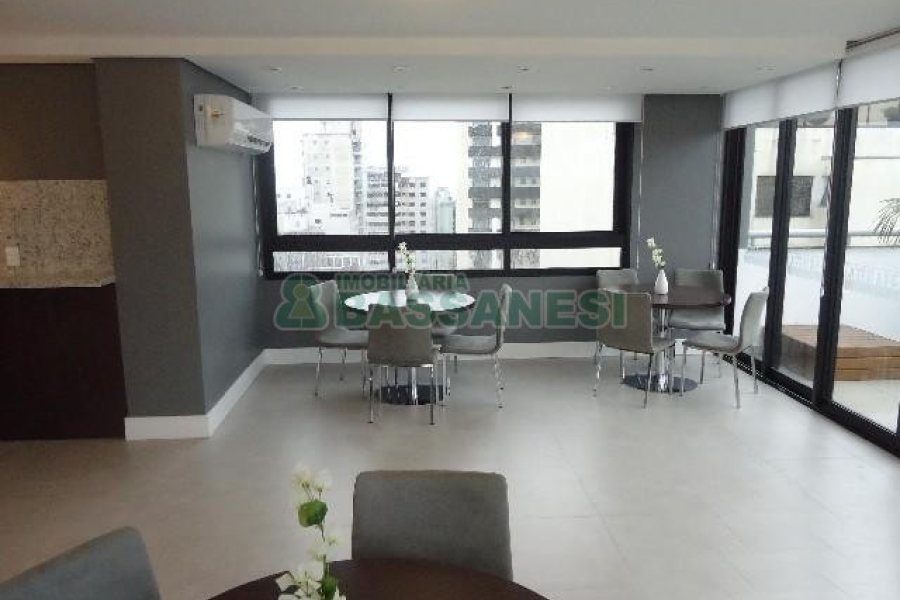 Sala com 60m², 1 vaga, no bairro Centro em Caxias do Sul para Comprar